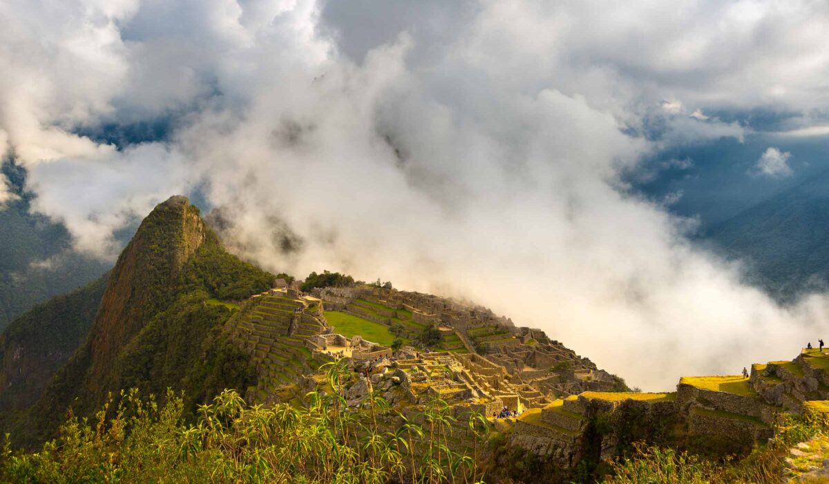 Lima-Cusco-Urubamba-Machu Picchu-Lake Titicaca 10 Days / 9 Nights