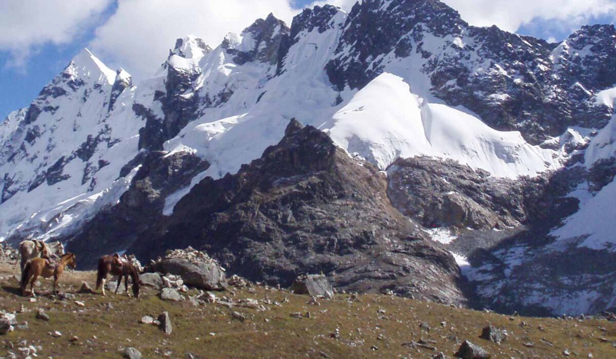 Salkantay Trek + Jungle Expeditions + Titicaca Lake Tours 14 Days / 13 Nights